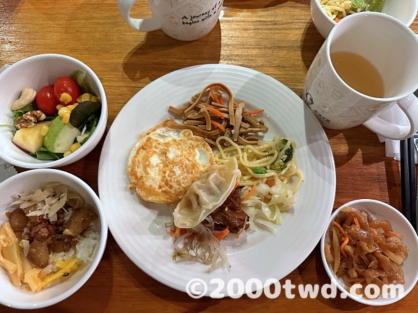 サラダ・ルーロー飯・おかず