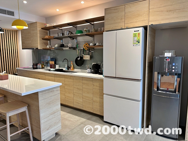 共用スペースのキッチンで調理も可能